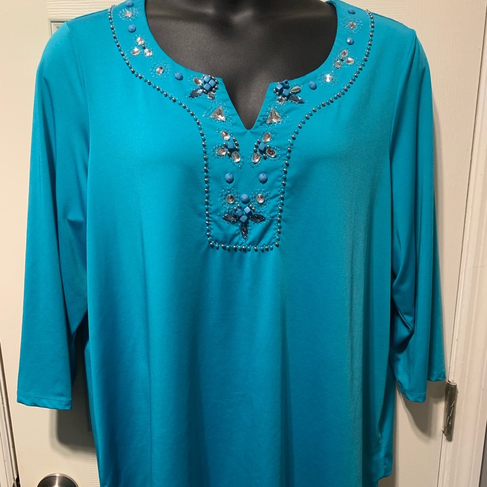 Avenue tunic blouse